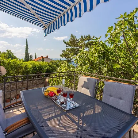 Azur Apartmán