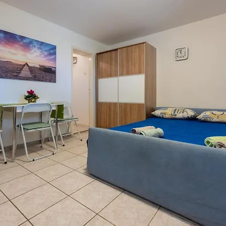 Апартаменты Azur