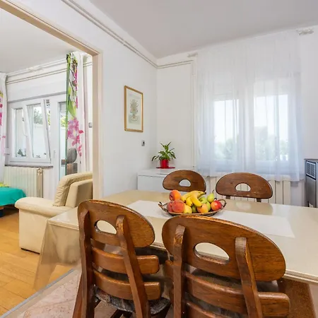 Apartment Azur