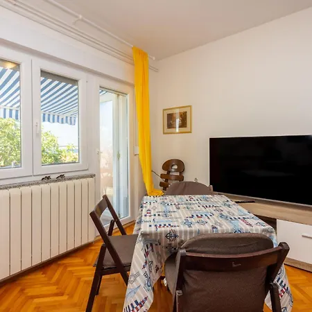 Azur Apartment Dramalj