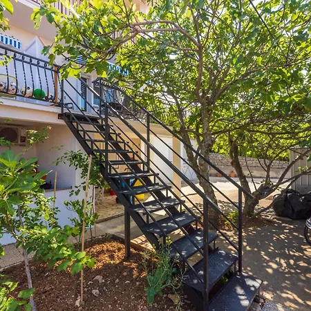 Apartment Azur