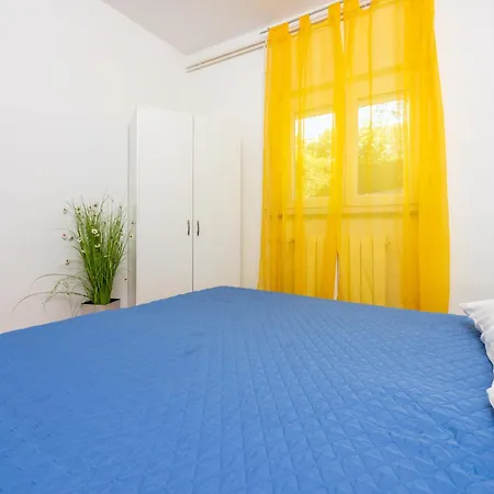 Apartment Azur