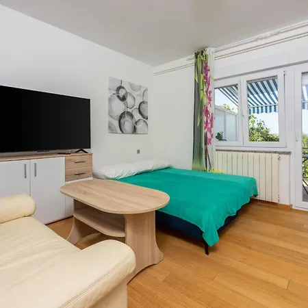 Azur Apartment Dramalj